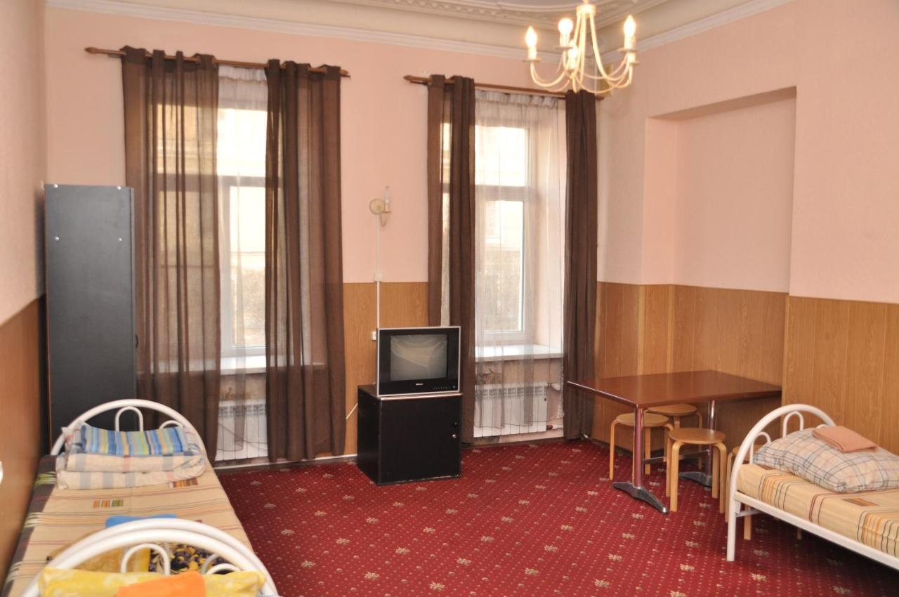 Guest House 16/8 Санкт-Петербург. Пушкин дом гостиница в Санкт-Петербурге. Город Санкт Петербург гостиница. Отель Санкт-Петербург отзывы с фото.